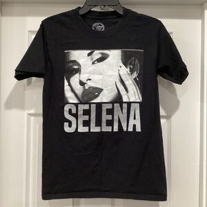 SELENA Tee